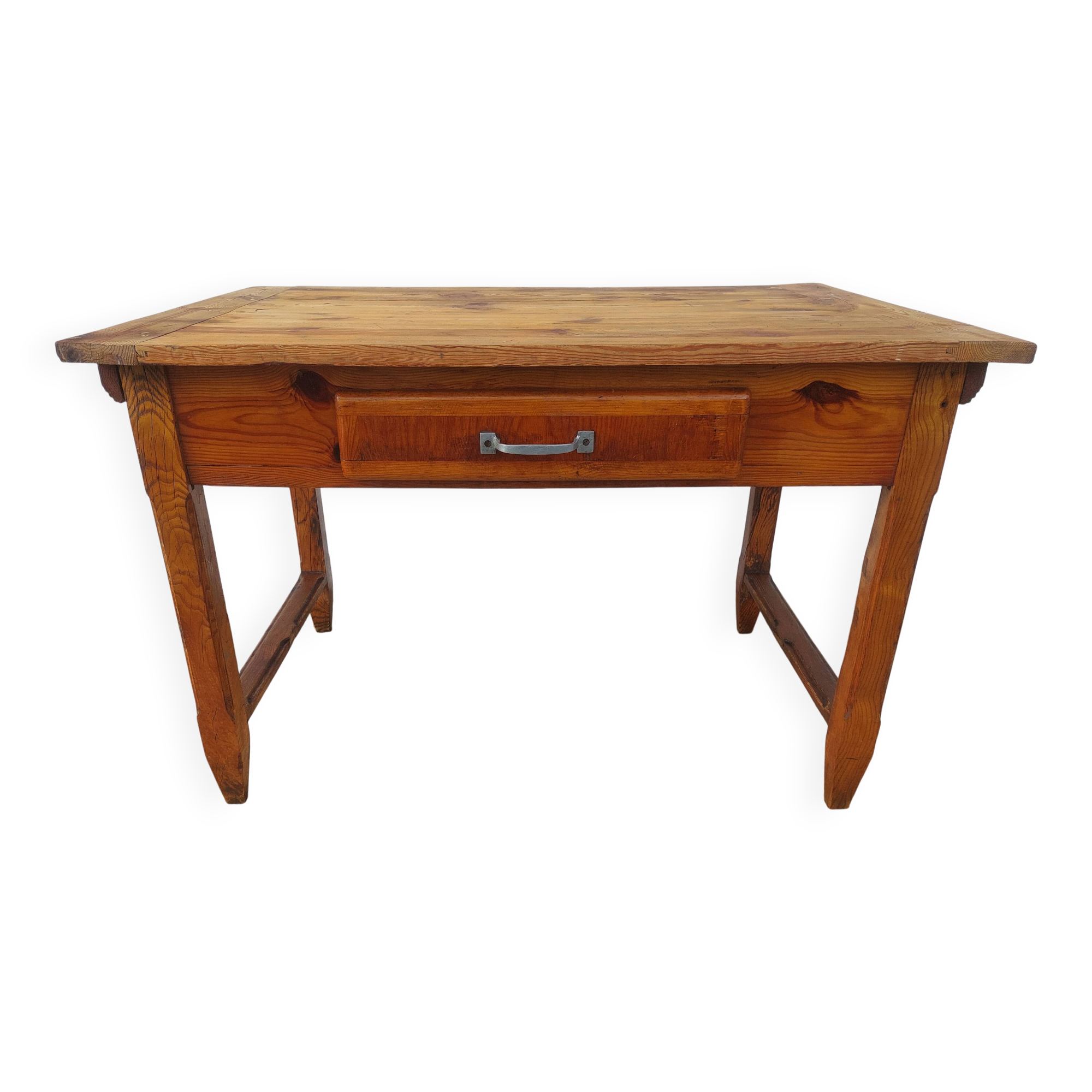 wooden table, bistro, countryside