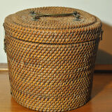 Chinese porcelain teapot Canton China 19th century with wicker basket