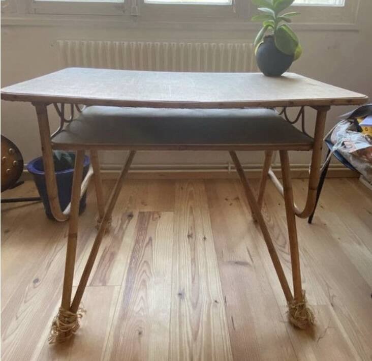 12 rattan desks for Pauline Pro