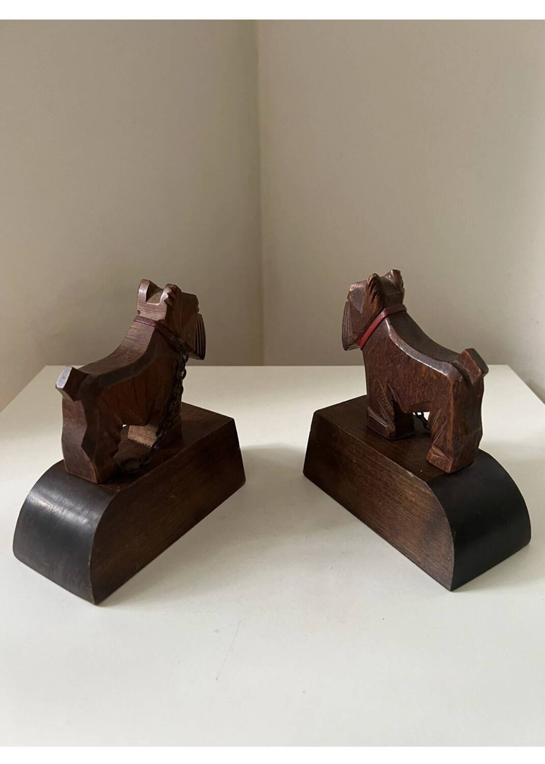 Pair of wooden bookends with Scottish Terrier dog design, 1950s