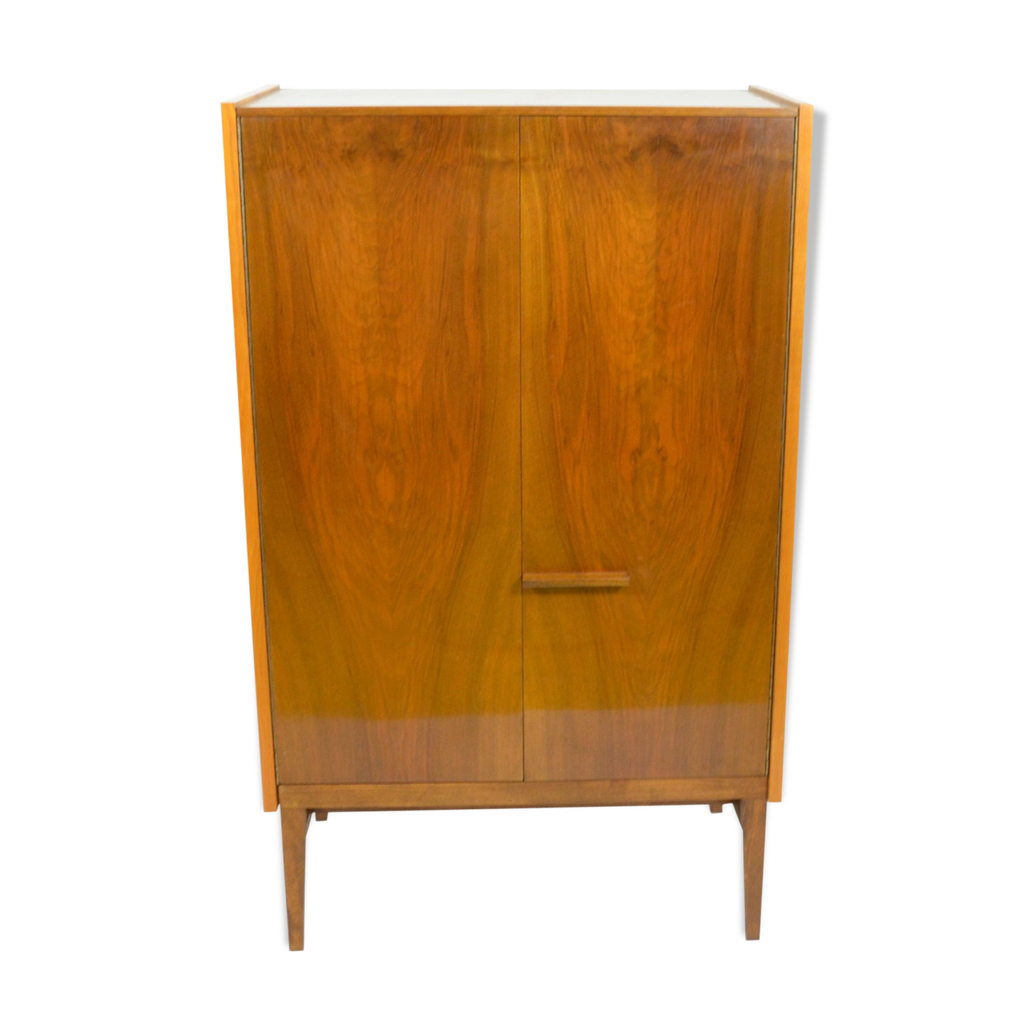 Wardrobe y Frantisek Mezulanik, Czechoslovakia 1965