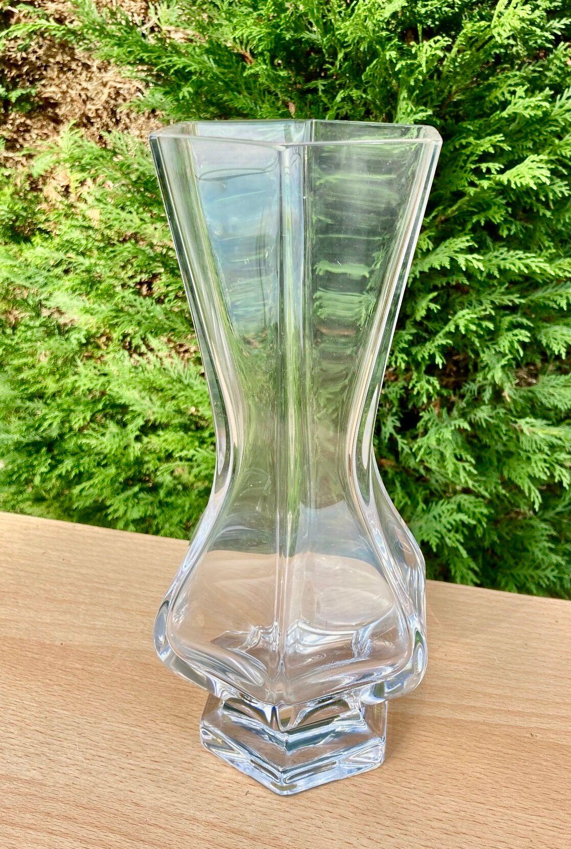 Vase hexagonal cristal estampillé au cul  sevres -france