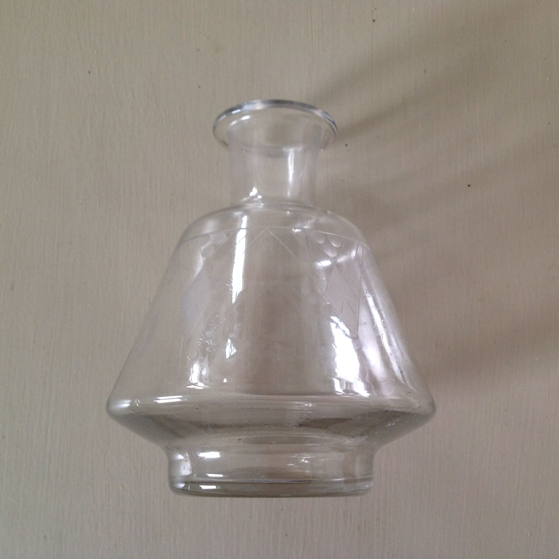 50/60 glass carafe