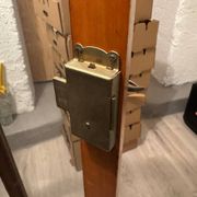 Vintage curved display case in wood and glass – Art Deco style / 1940s