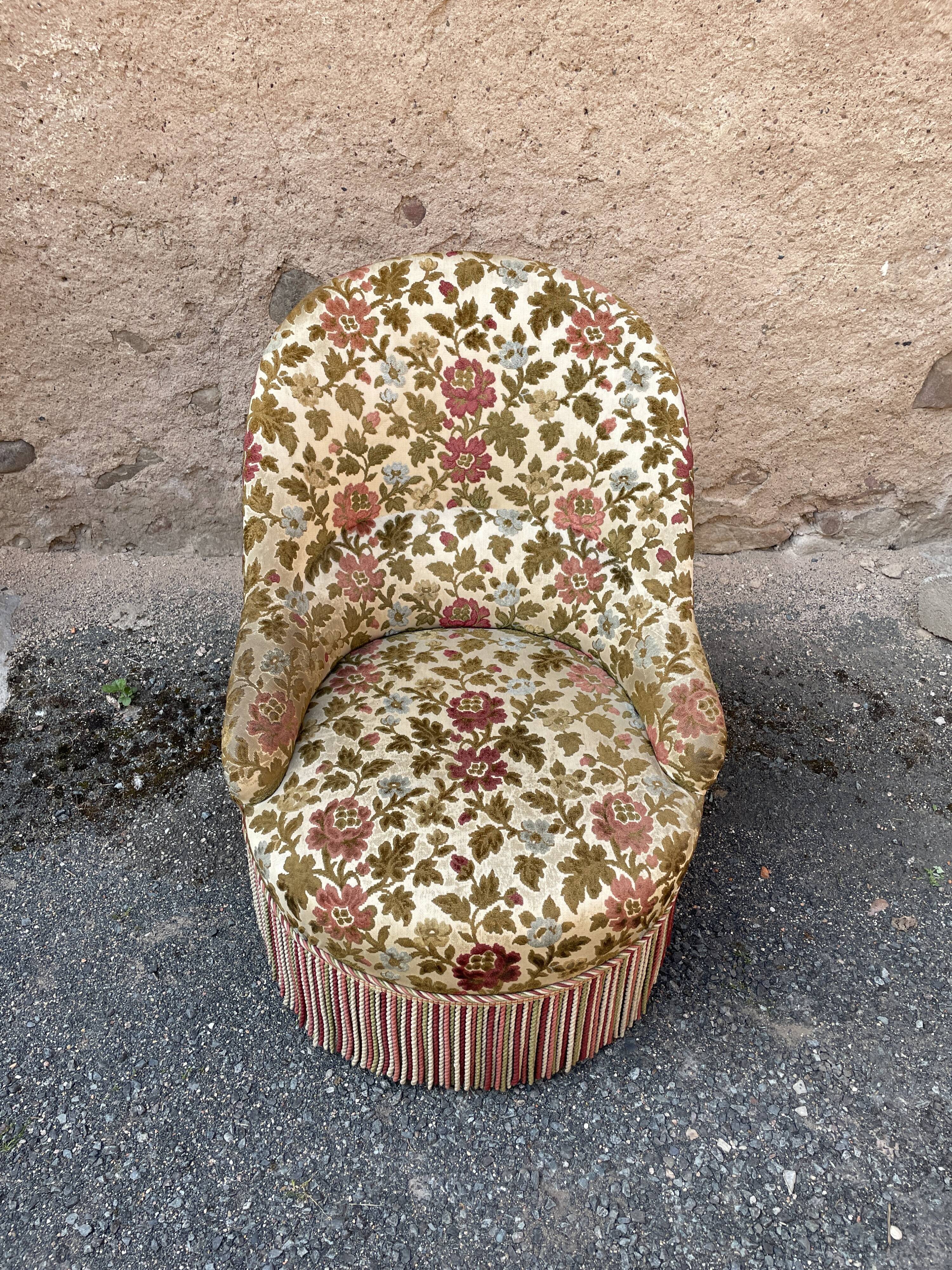 Vintage toad armchair