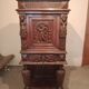 Cabinet crédence style Renaissance