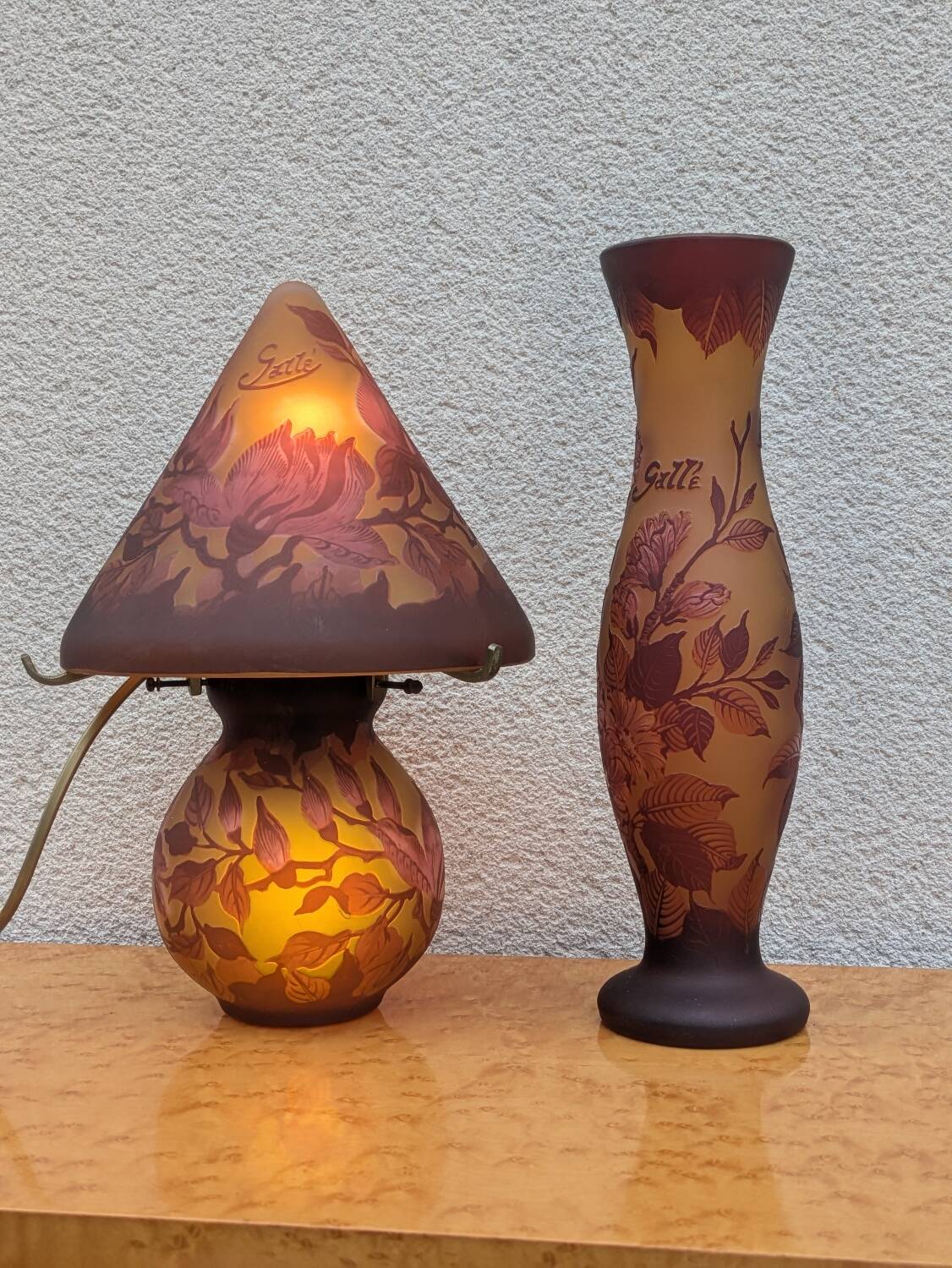 Signed lamp and vase, Tip Gallé – Acid-etched glass – Art Nouveau