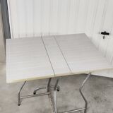 Vintage folding table in formica