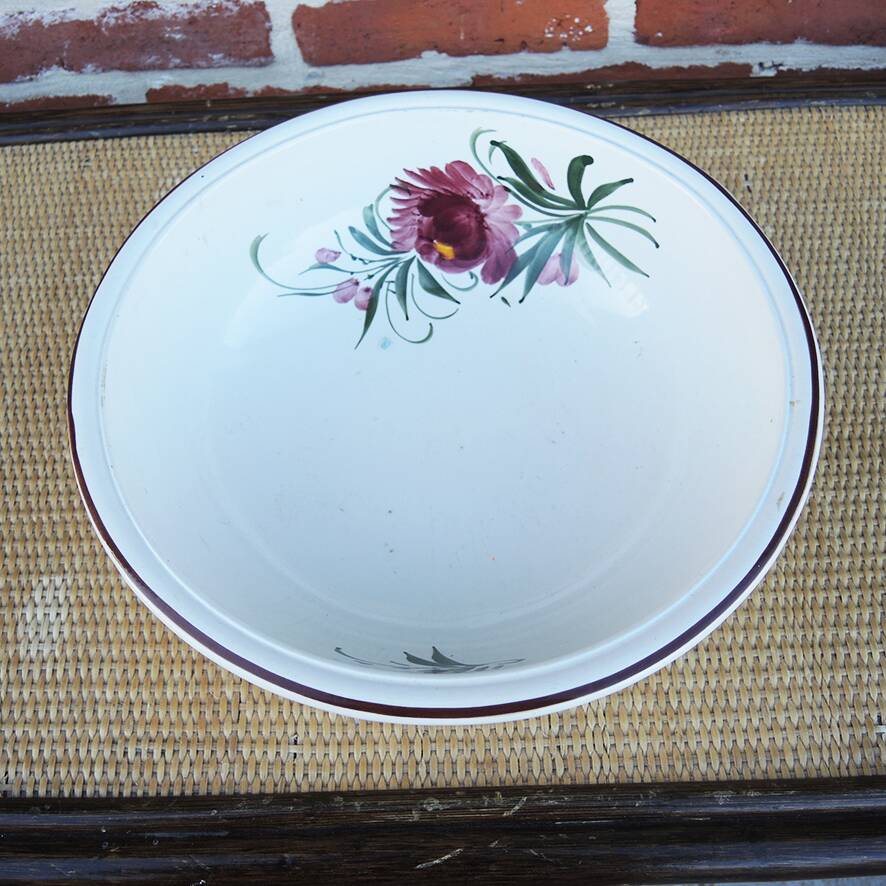 Ancienne bassine de toilette en céramique décor pivoines