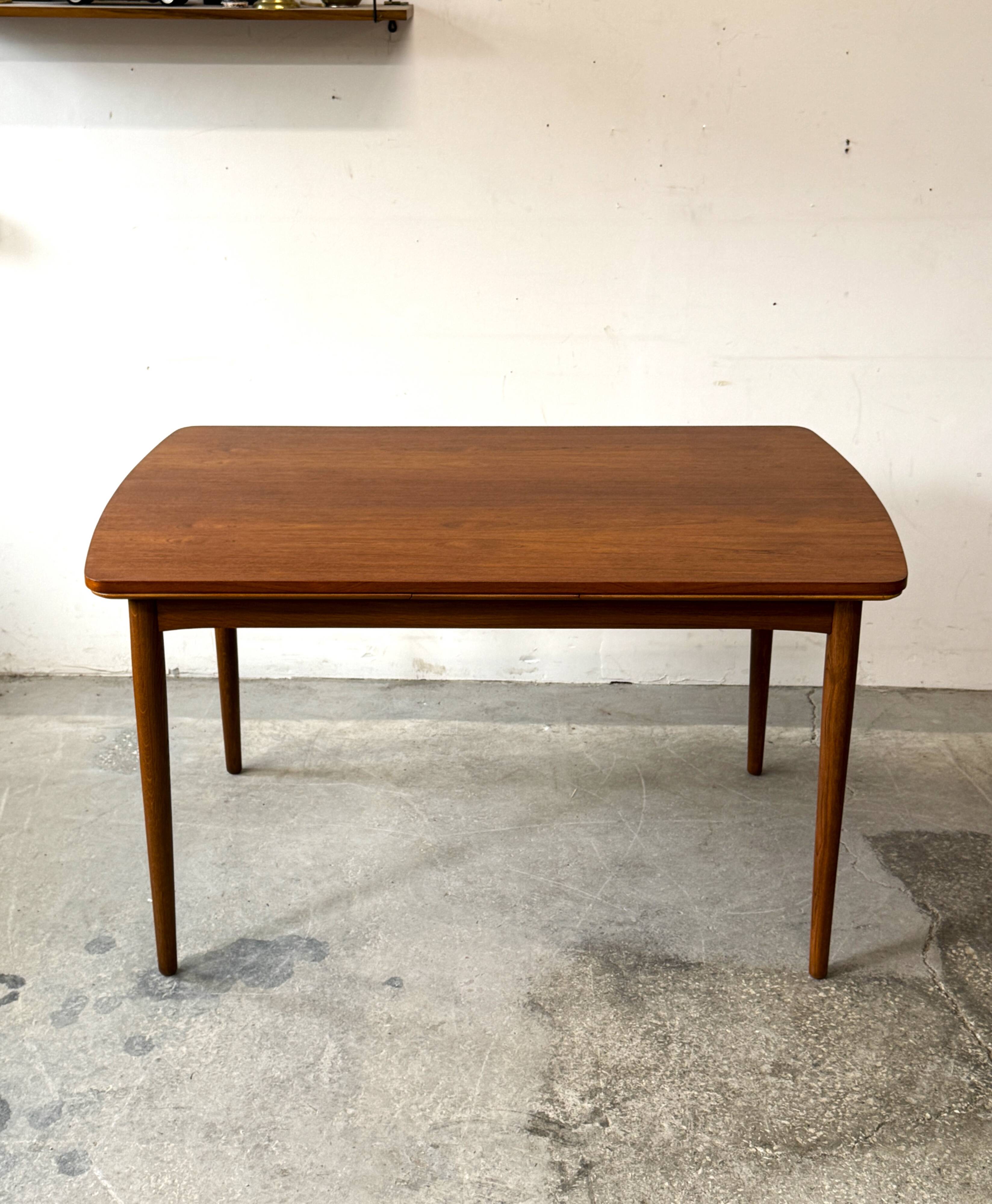 Teak Extending Table, Denmark 1960s/1970s, Vintage, Mid-C Modern