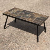 Table basse brutaliste