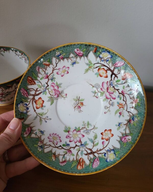 Grande Tasse à Thé ou à Chocolat en Porcelaine VPF  Décor Minton