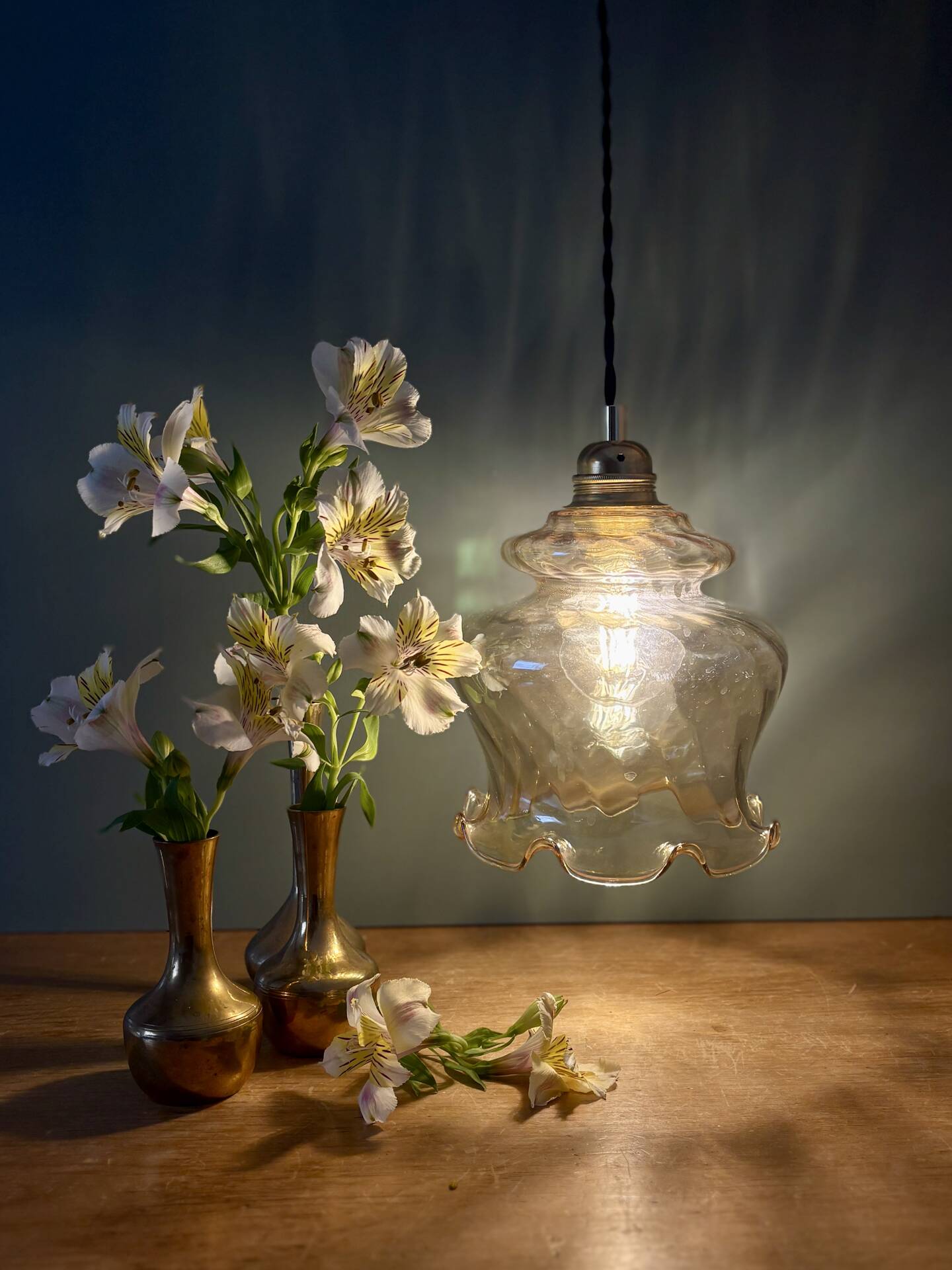 Vintage amber glass suspension globe