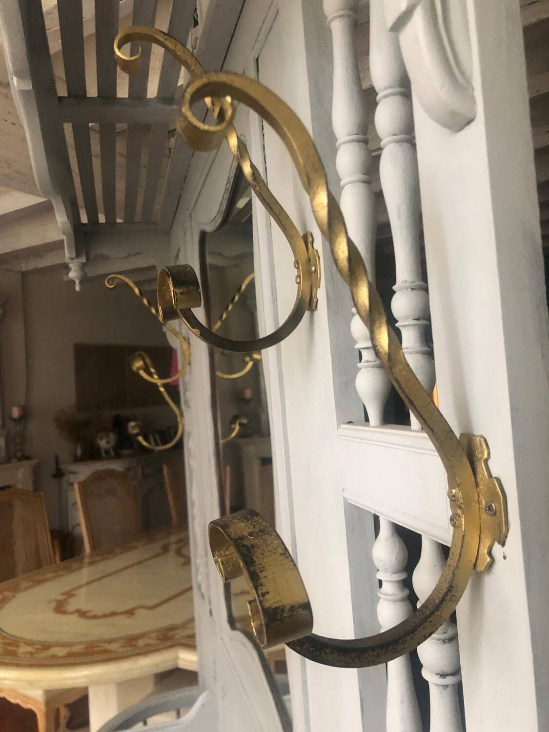 Magnificent mirrored bench-chest cloakroom