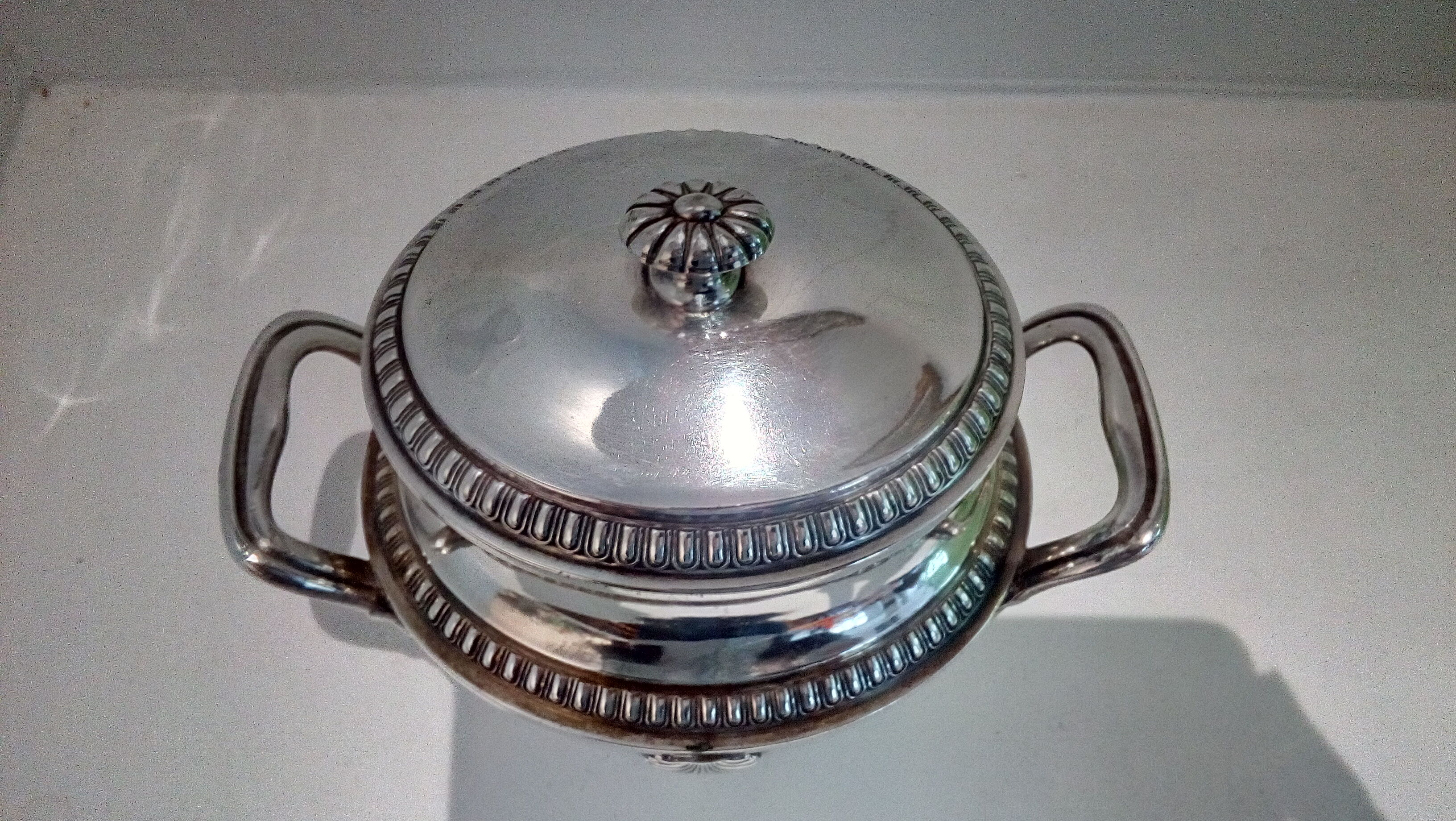Sugar decoration silver metal shell