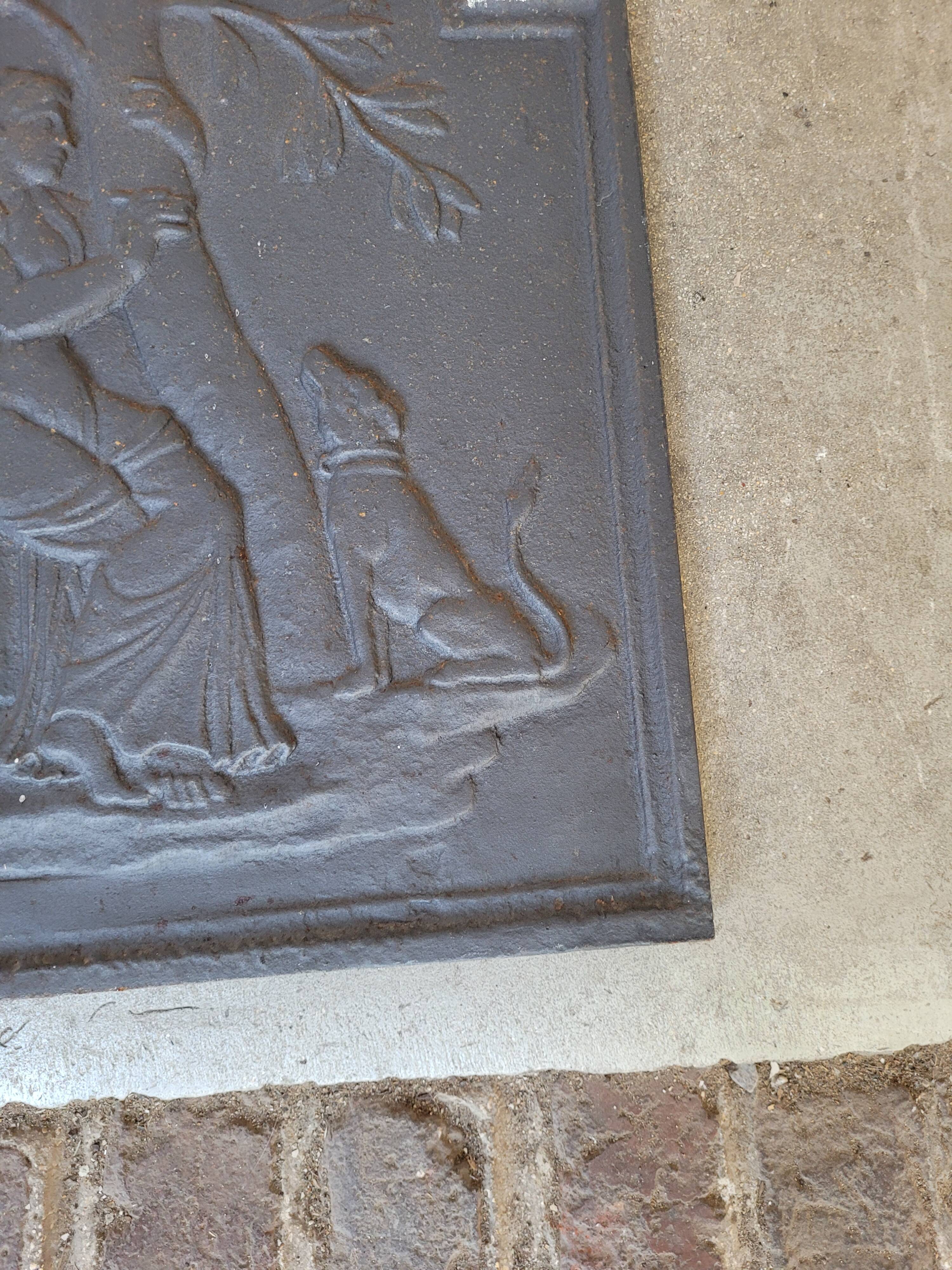 Plaque de cheminée en fonte