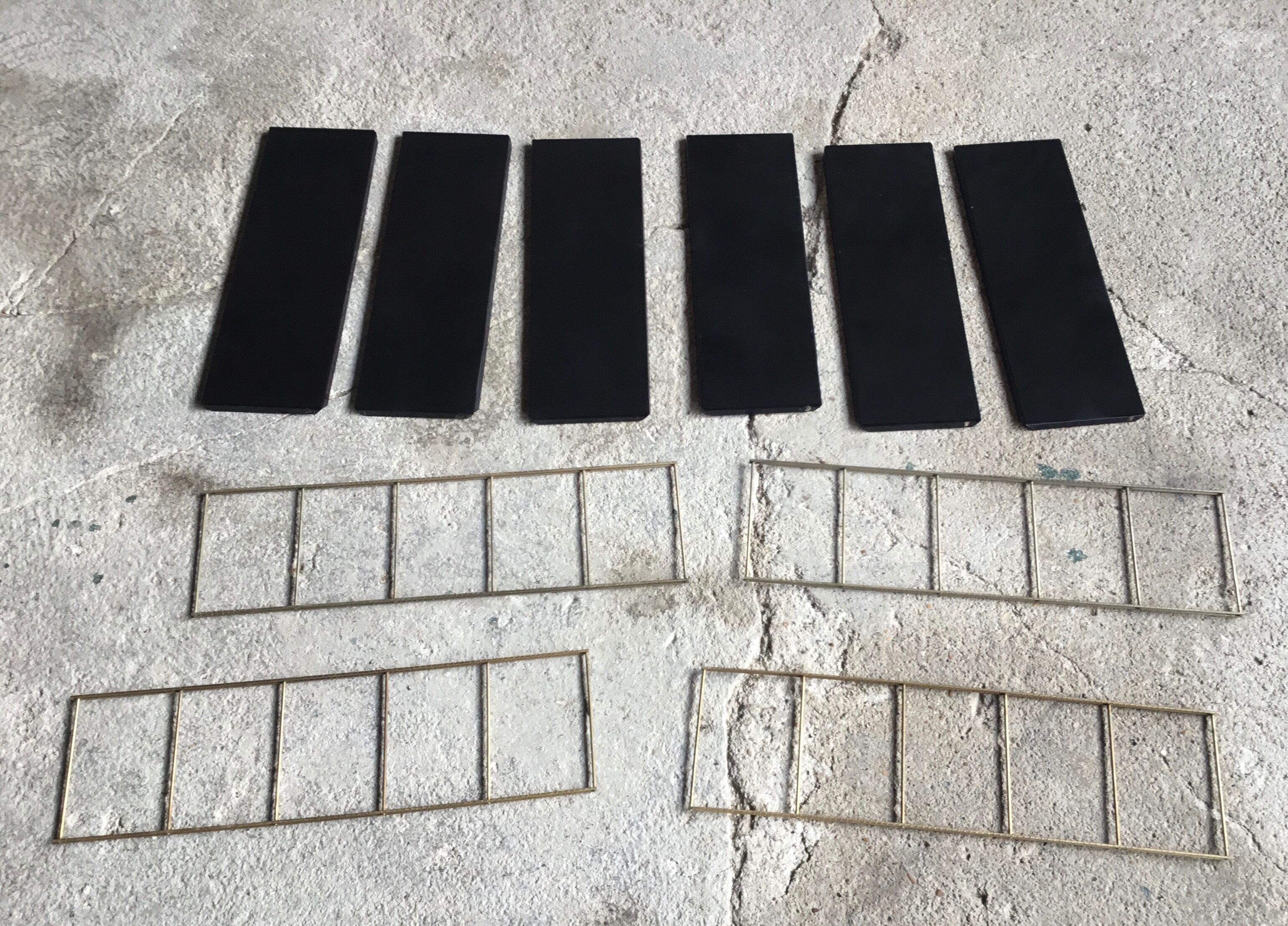 Set of modular String shelves - black and gold metal - 1960