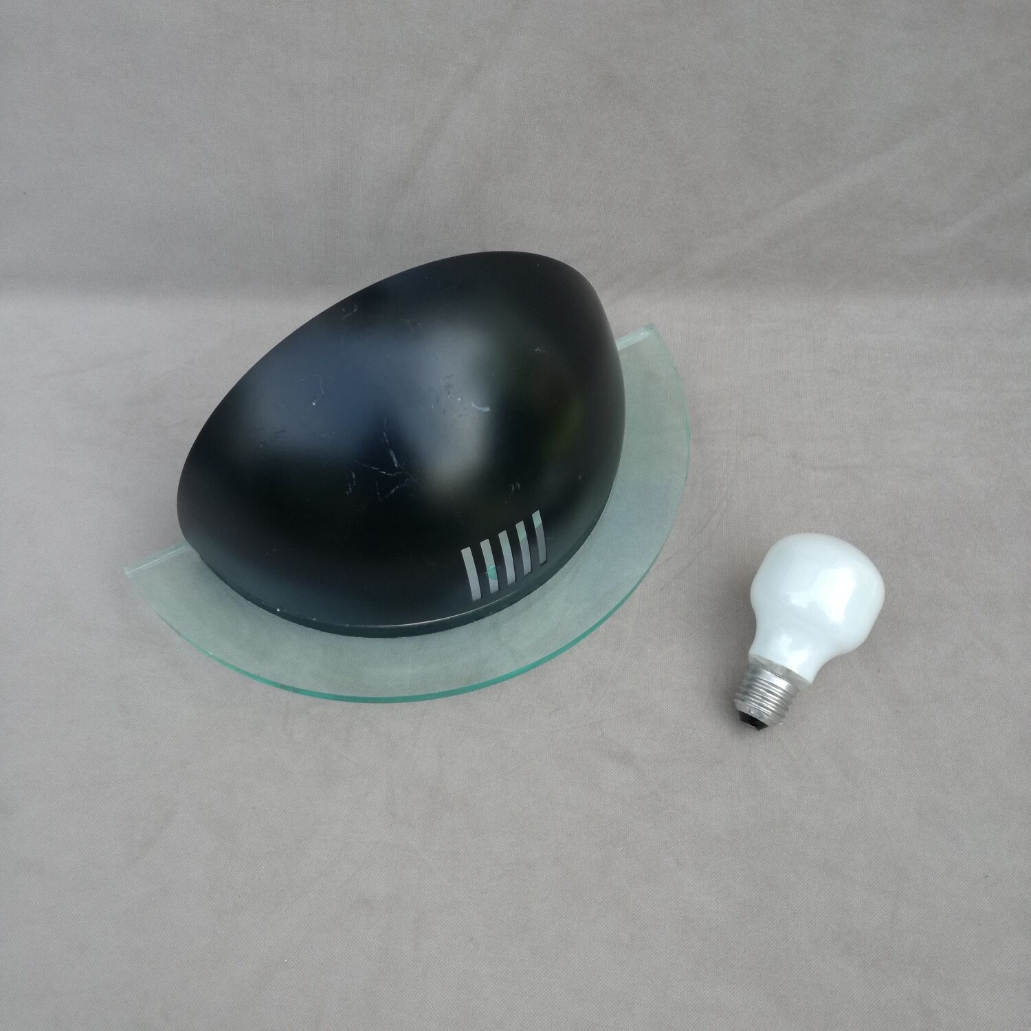 Post modern half moon wall light, 1990