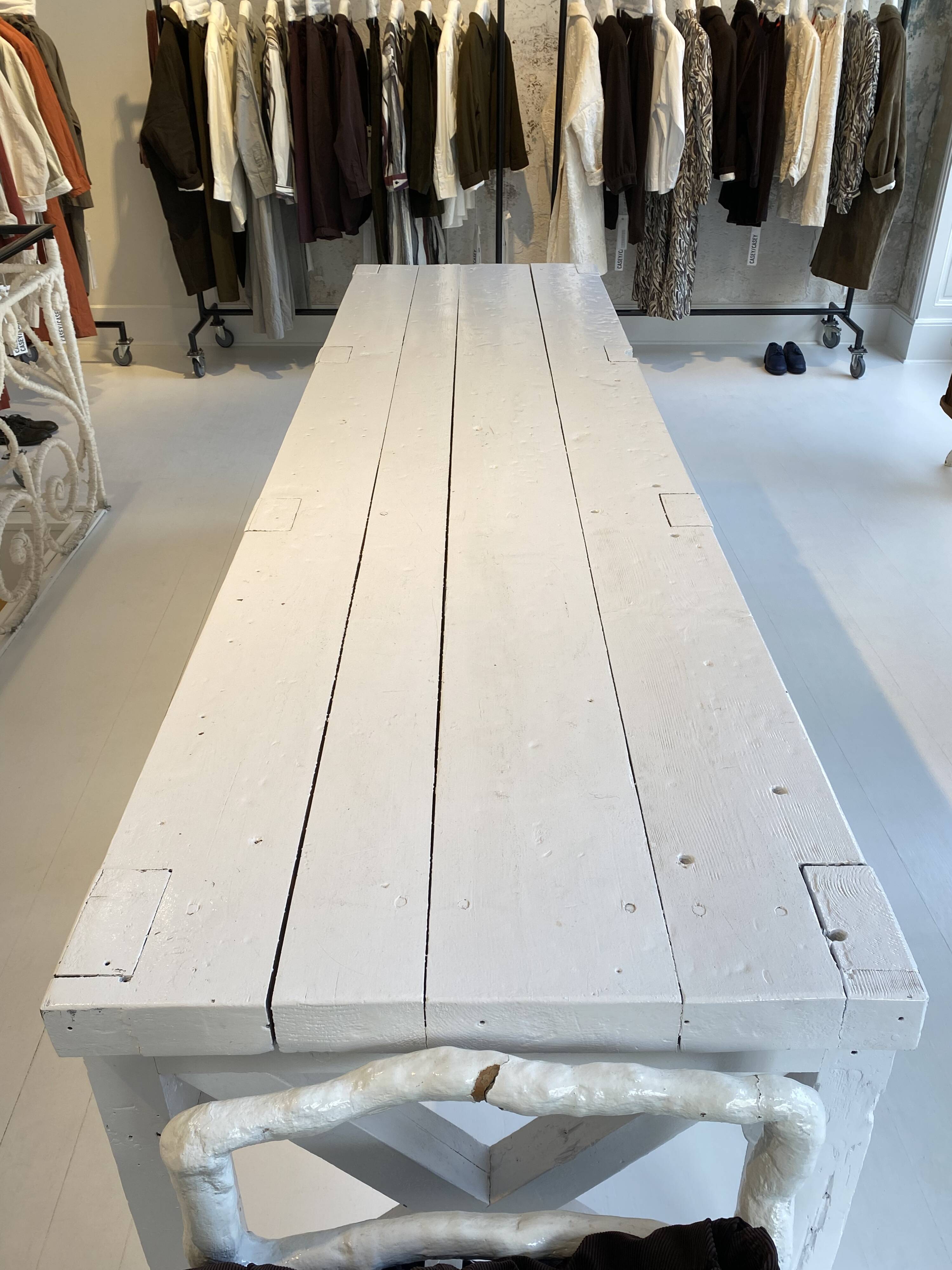Table de travail - établi ancien en bois peint