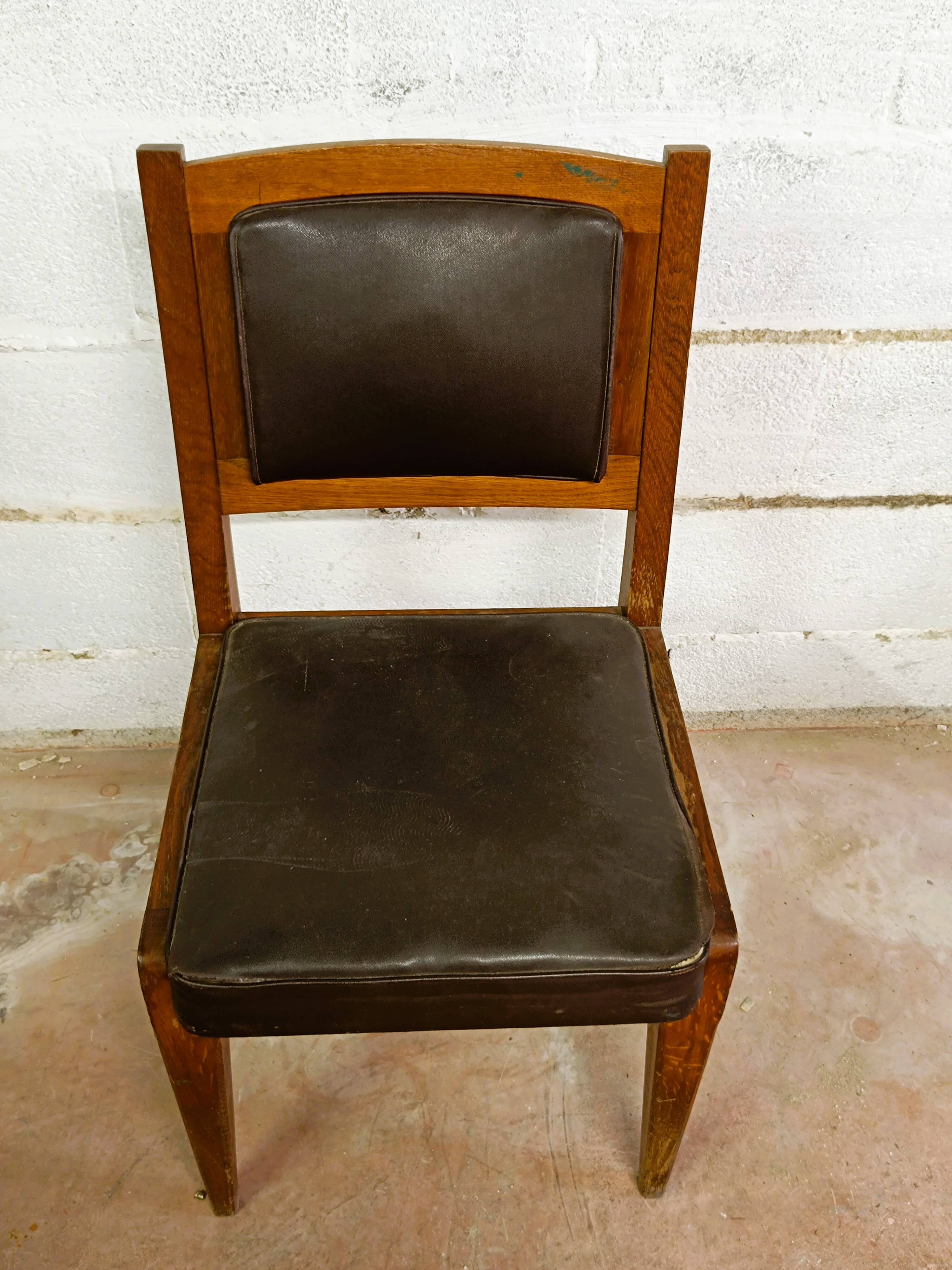 Art Nouveau oak desk and chair