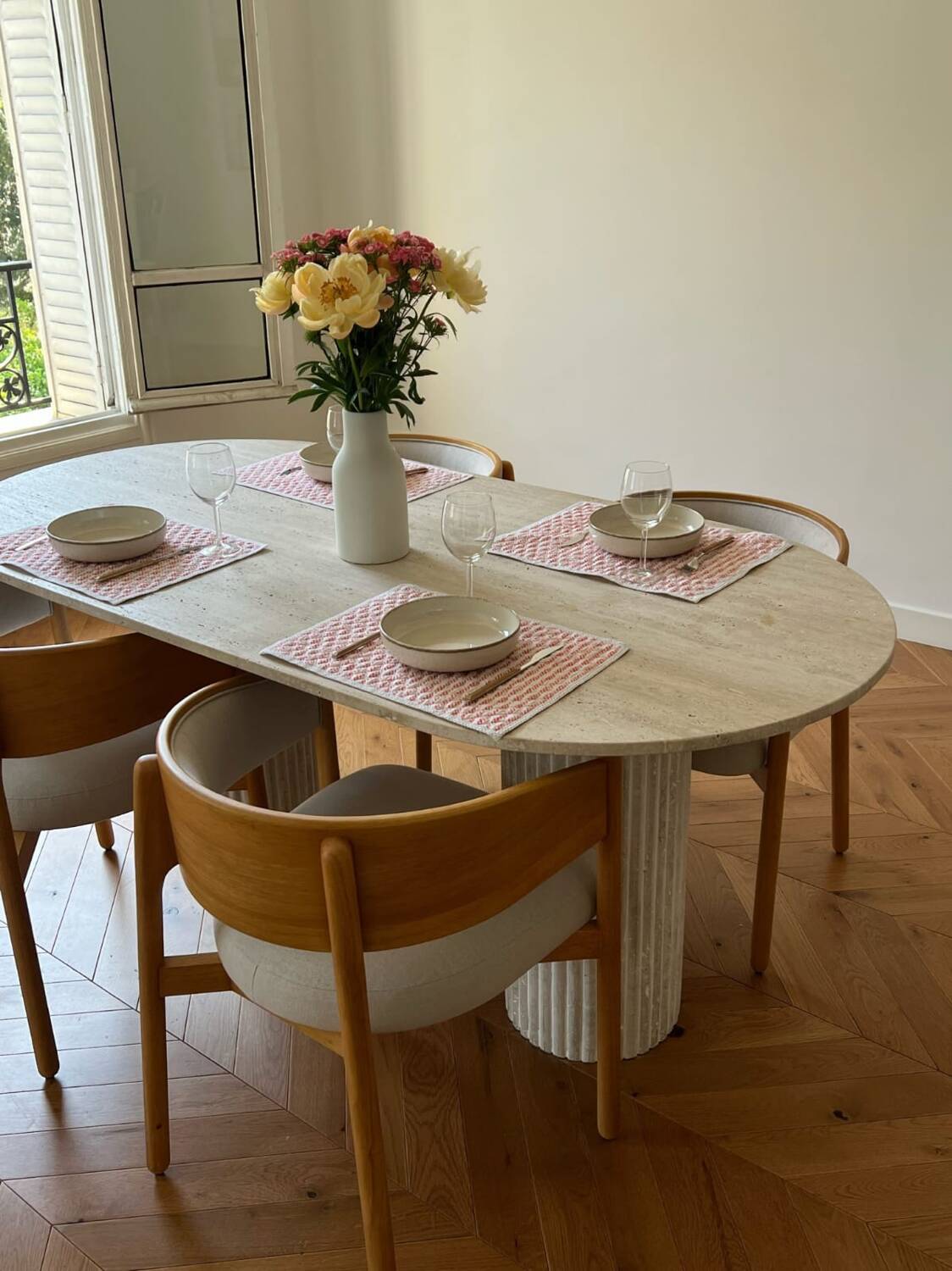 Olya dining table 150x90