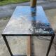 Table et chaises style industriel