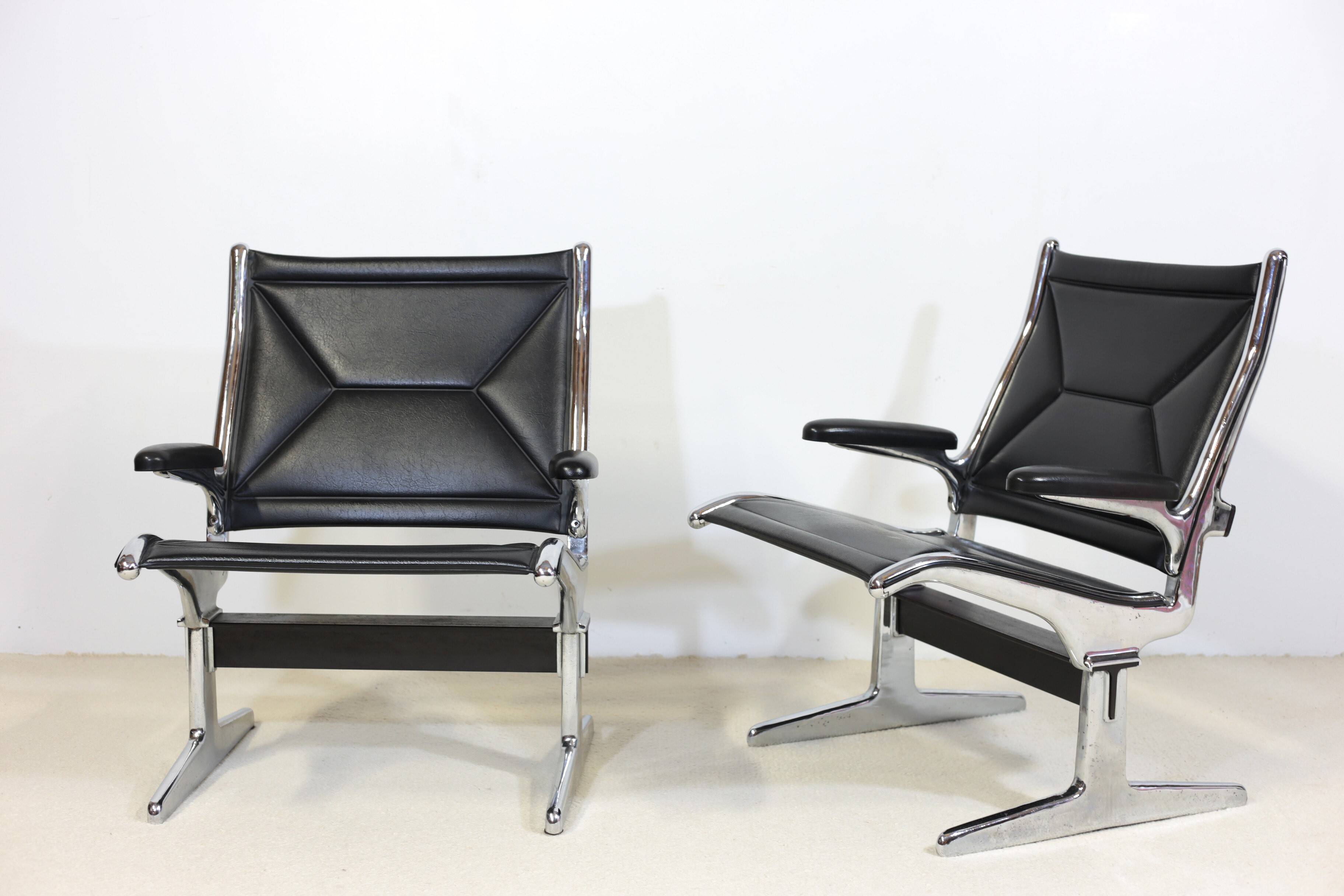 Pair of chairs by Charles and Ray Eames