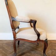 Fauteuil à la reine, style Louis XV, XIXème siècle