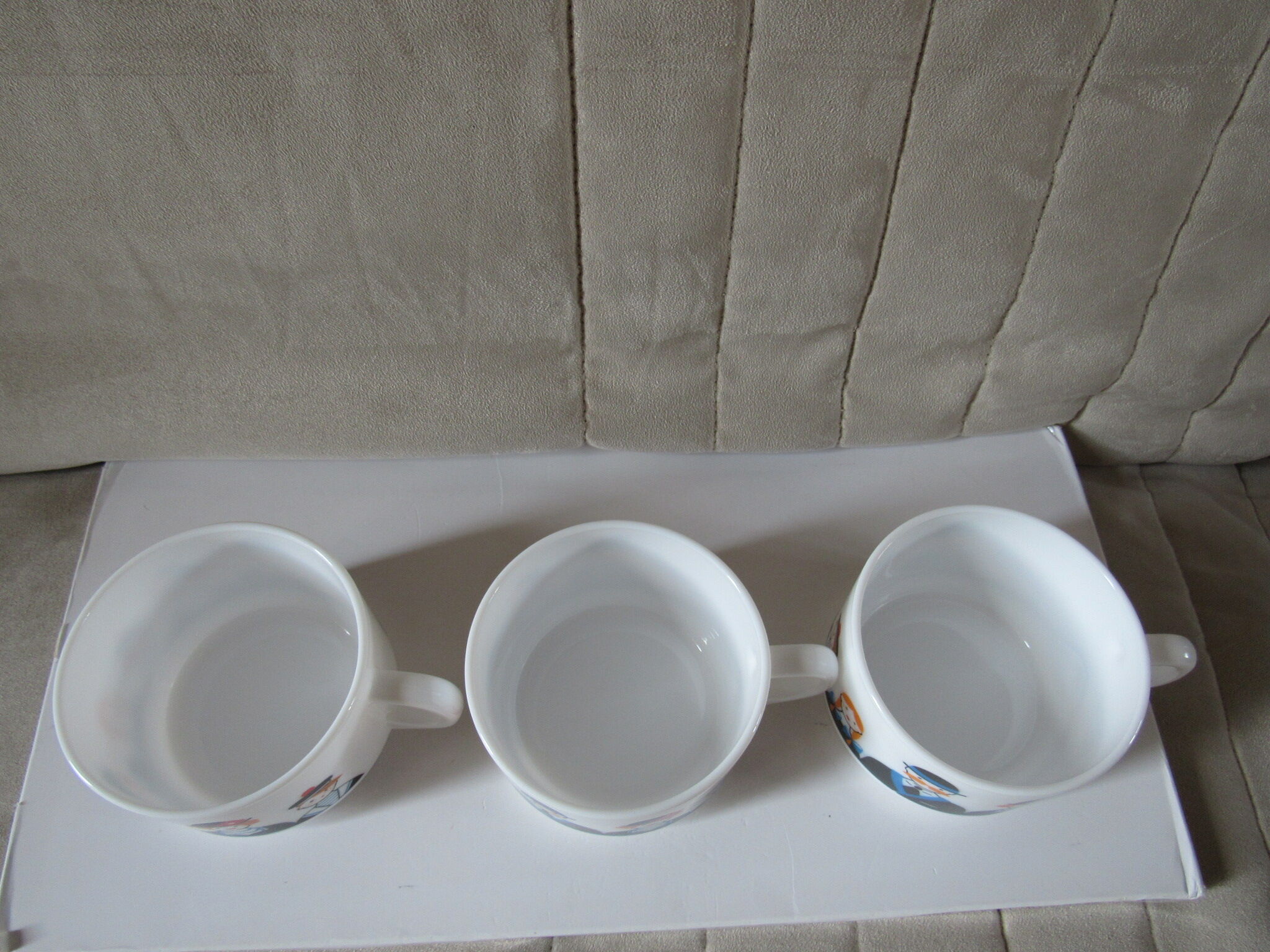 Vintage coffee cup Arcopal patterns family characters