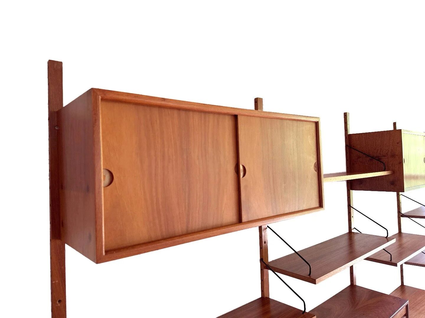 Poul Cadovius Royal System wall system