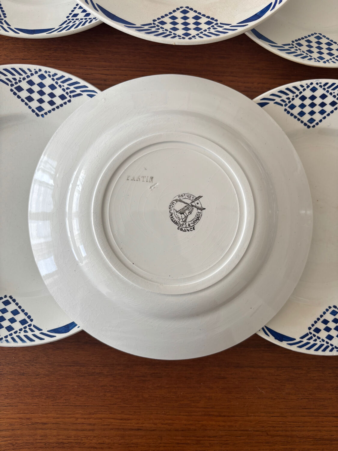 Set of 6 vintage flat plates Moulin des Loups & Hamage model Pan