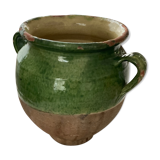 Old pot in gres