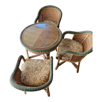 Bamboo and rattan lounge