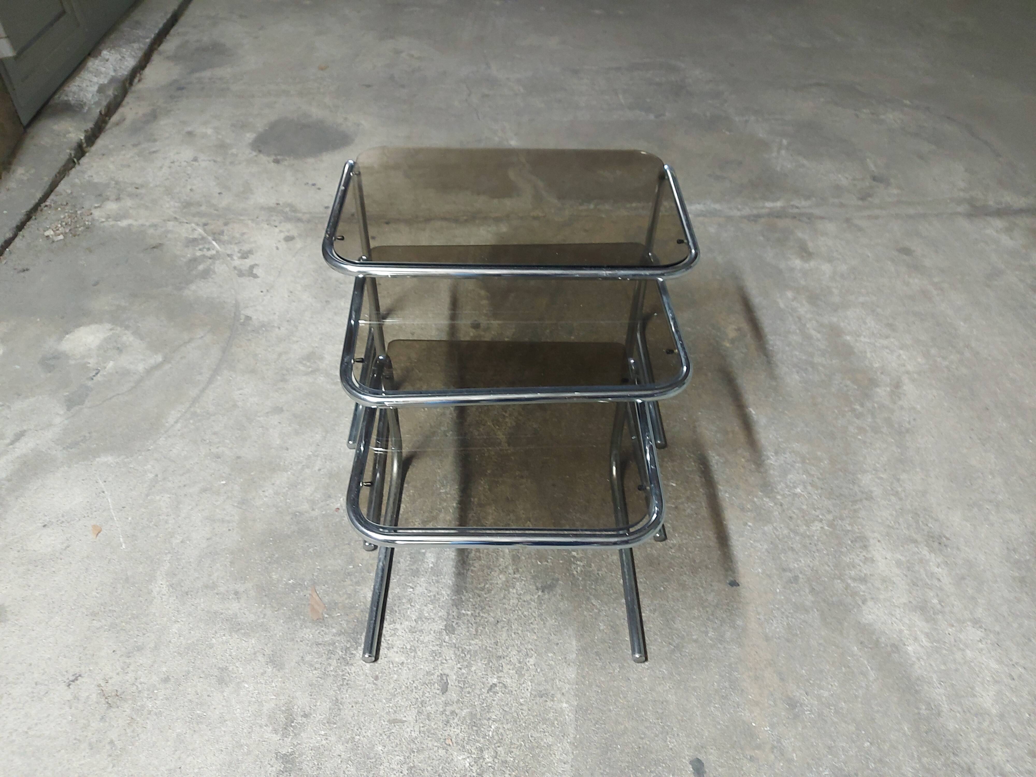 3 vintage nesting tables 70'S