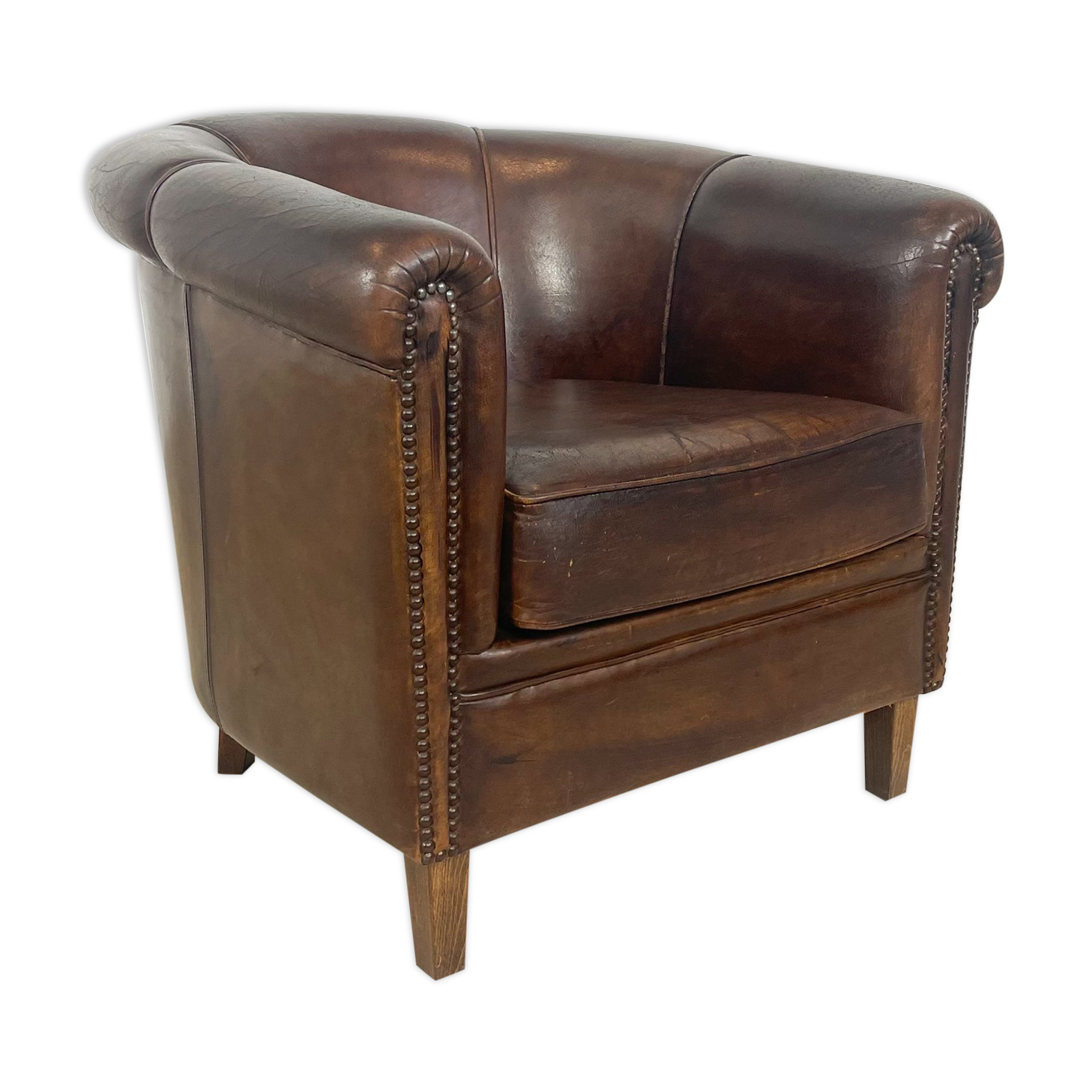 Vintage sheep leather club chair Assen