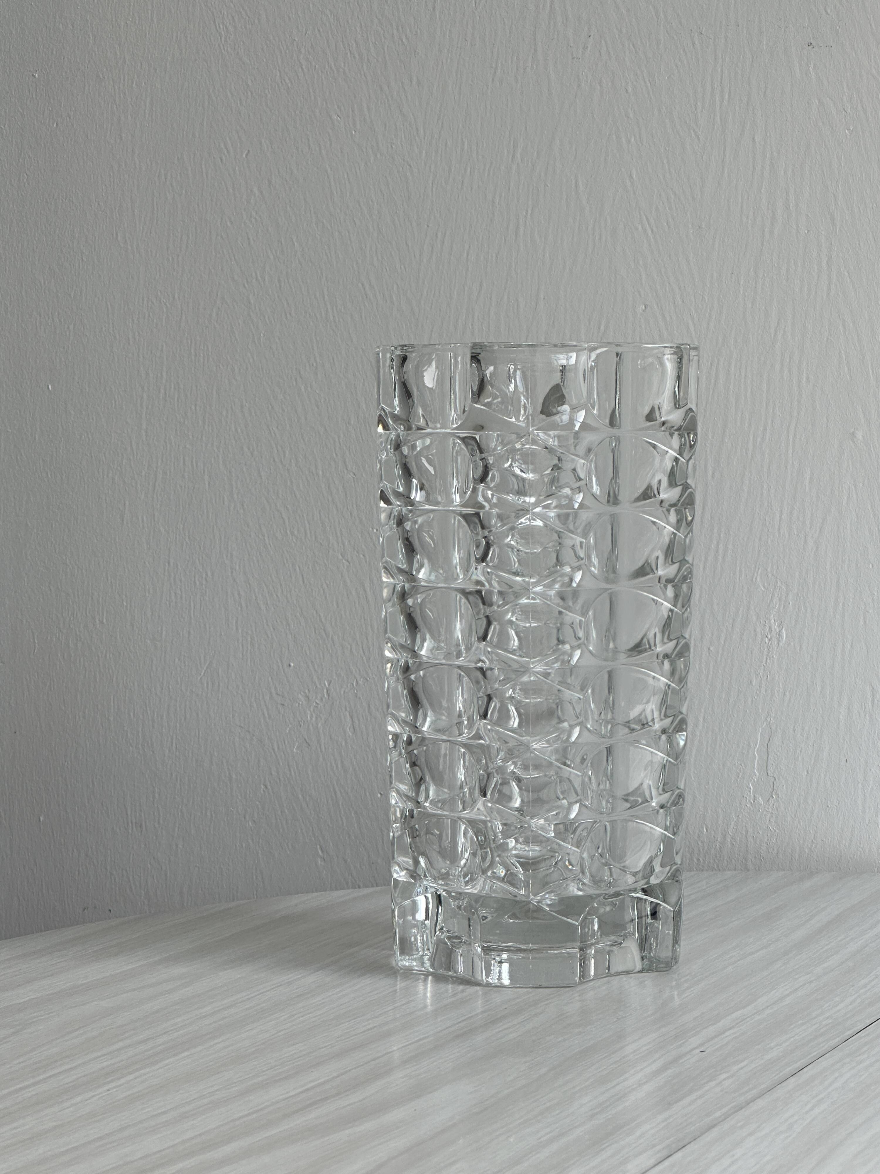 Large clear thick glass vase, heavy vase for large bouquet