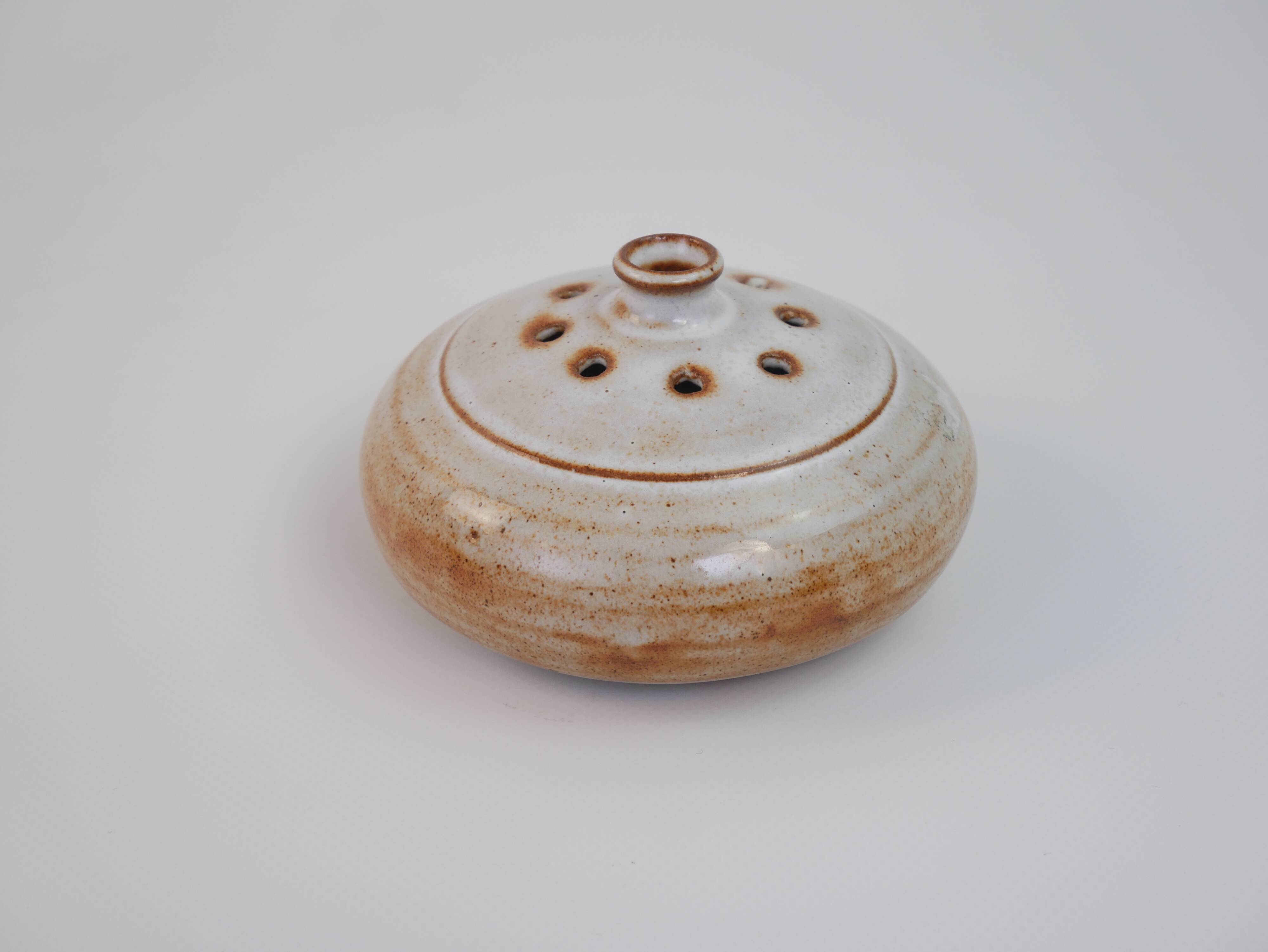 Small Vase Pique Flowers of Vallauris signed