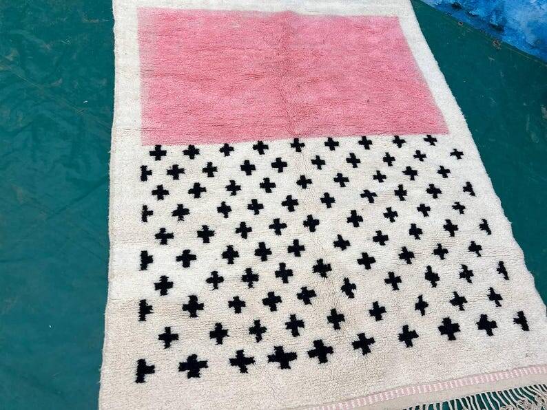 Handmade Moroccan Rug 250cm x 150cm