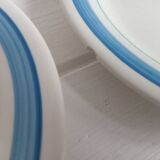 2 dessert plates