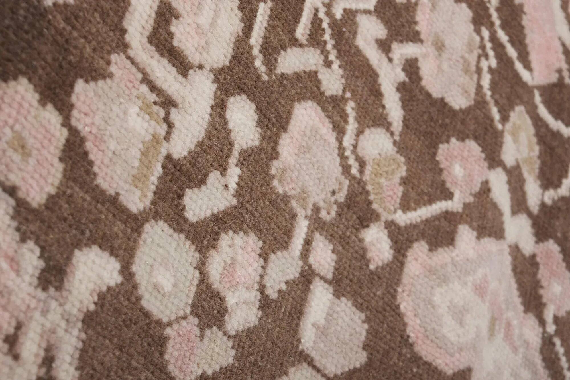 Vintage handmade Turkish rug 170x245 cm