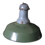 Large industrial pendant lamp