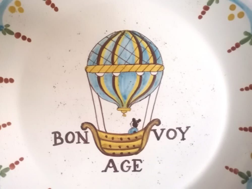 Plate decoration with balloon earthenware Hadancourt