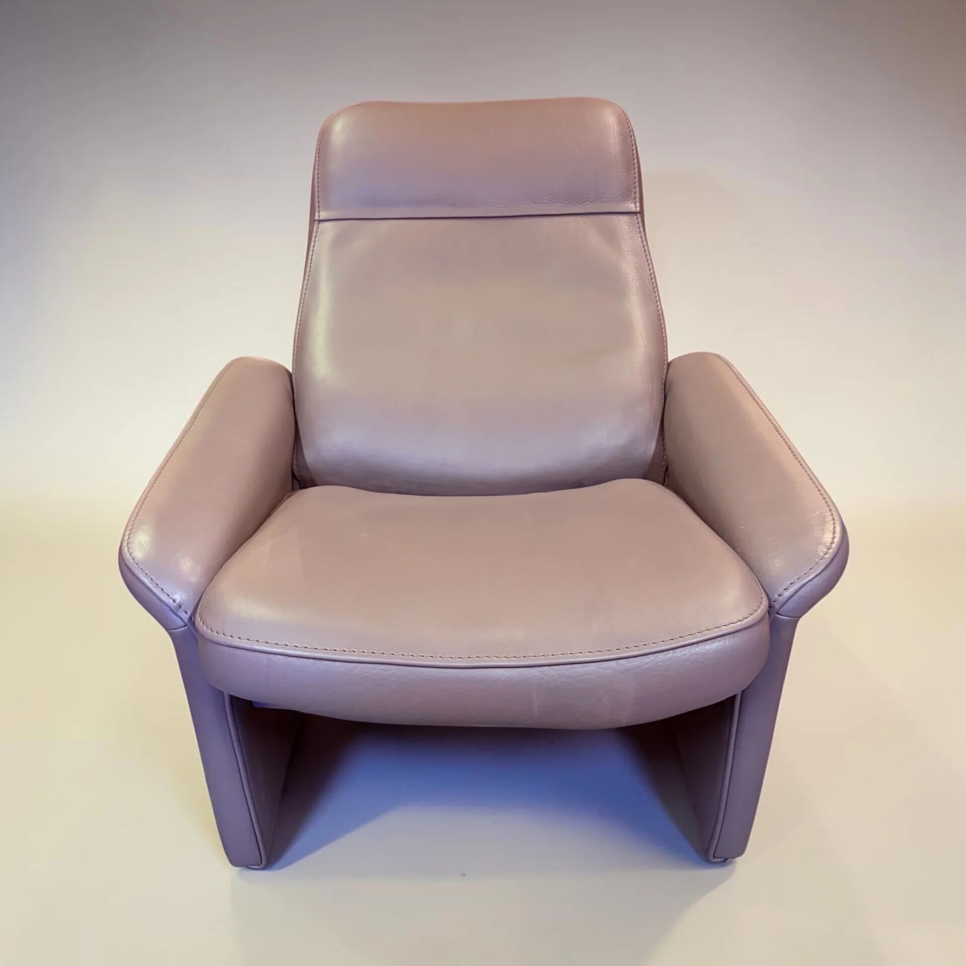 De Sede DS-50, Swiss, 1980s, taupe/grey leather
