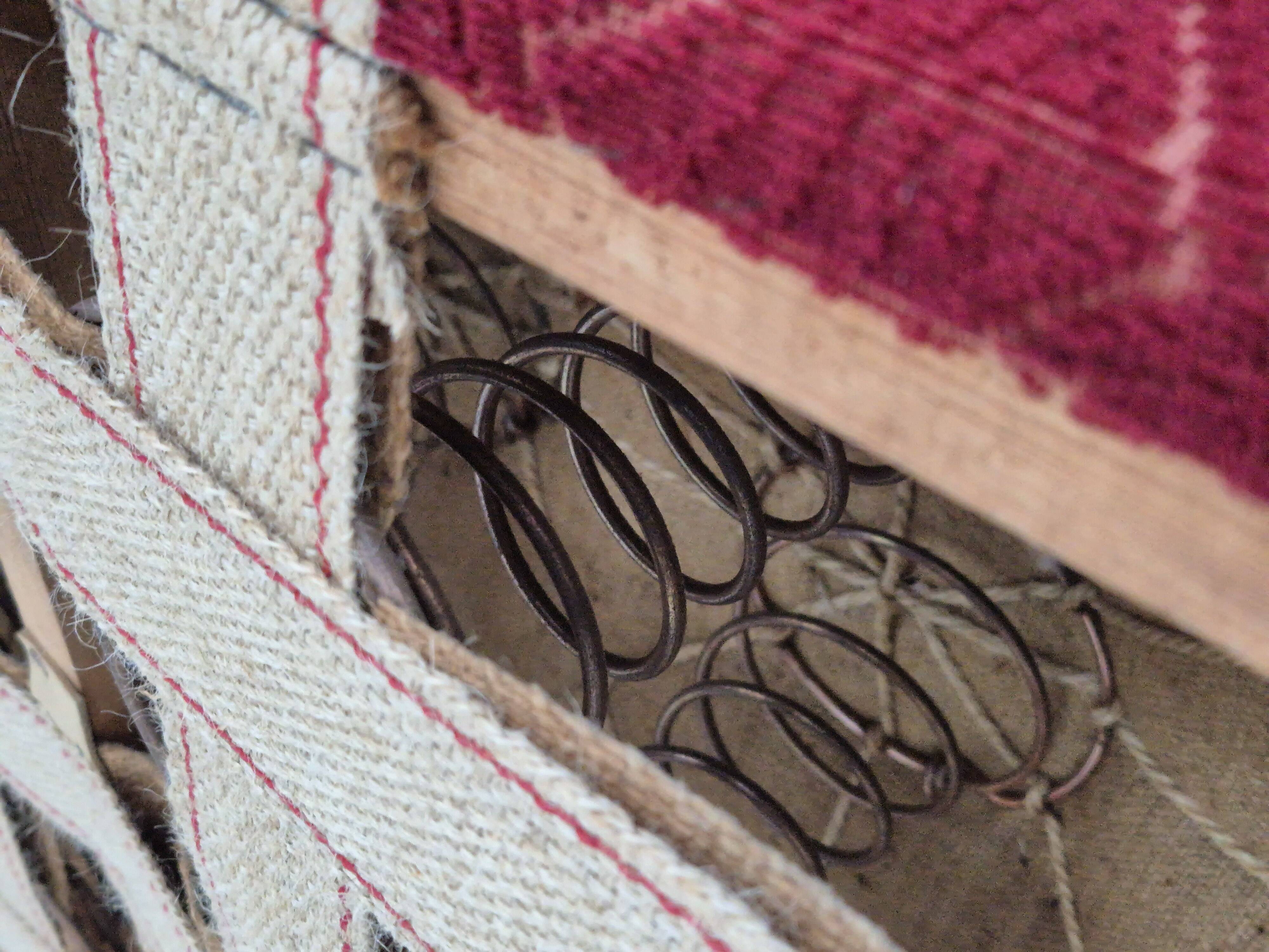 Années 1950, canapé danois 2 places, très bon état d'origine, bois de frêne.