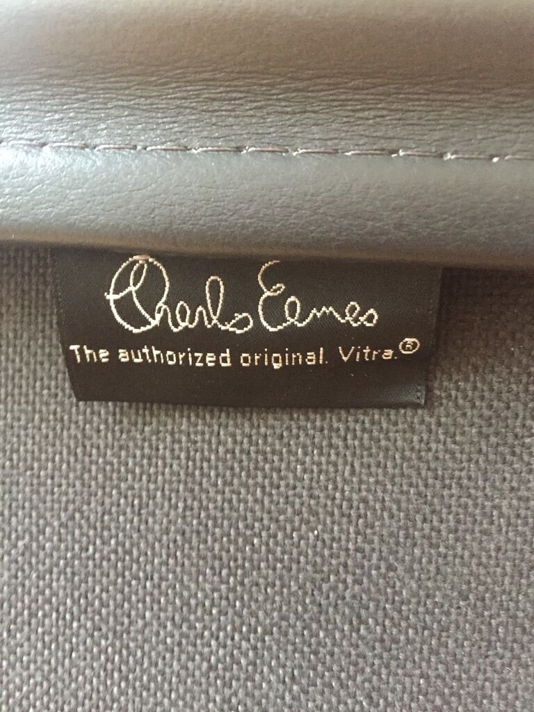 Soft Pad EA219 desk chair by Charles & Ray Eames