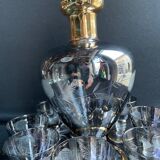 Complete shot service in silver-gray and engraved gold crystal