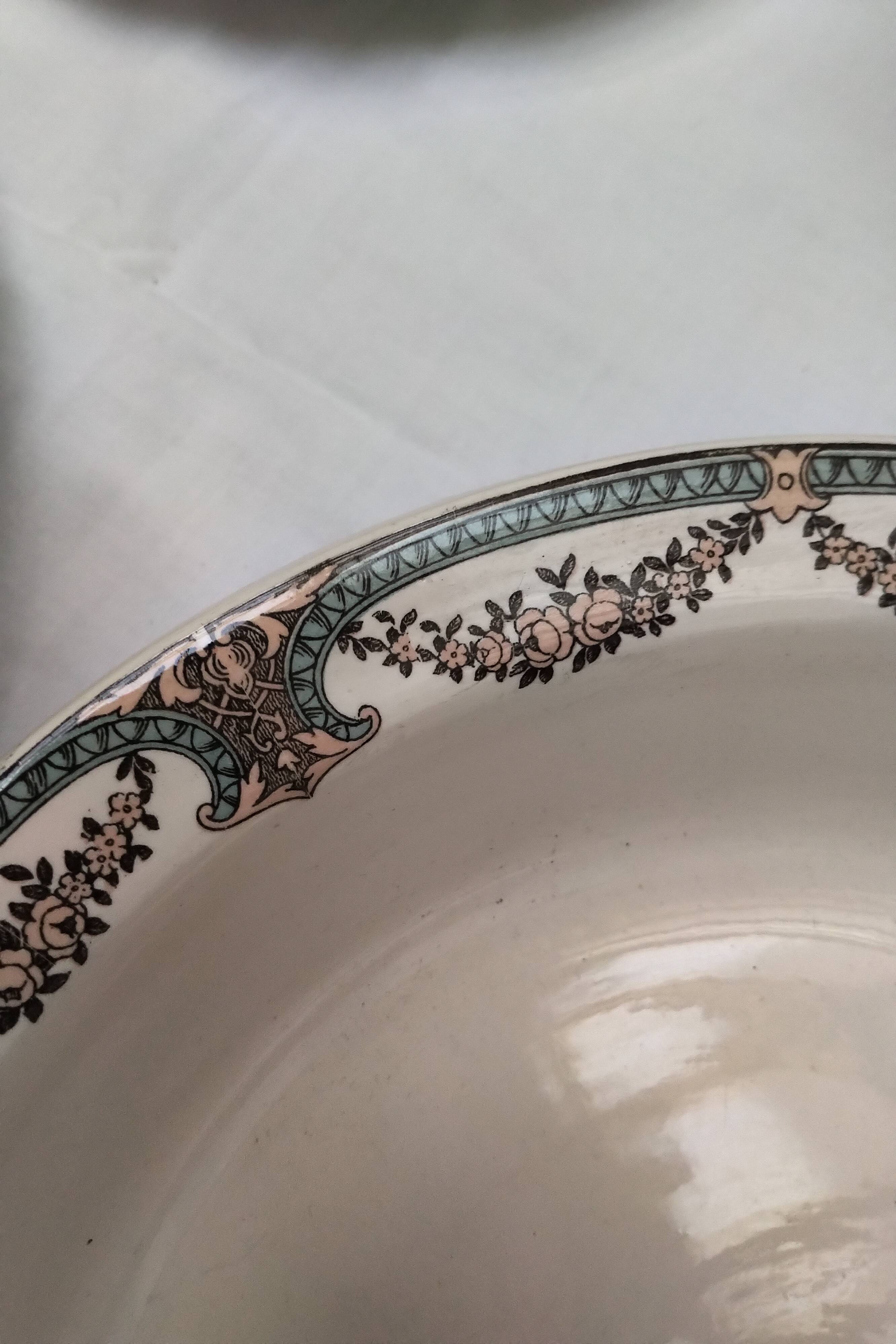 Sarreguemines Dubarry dish set
