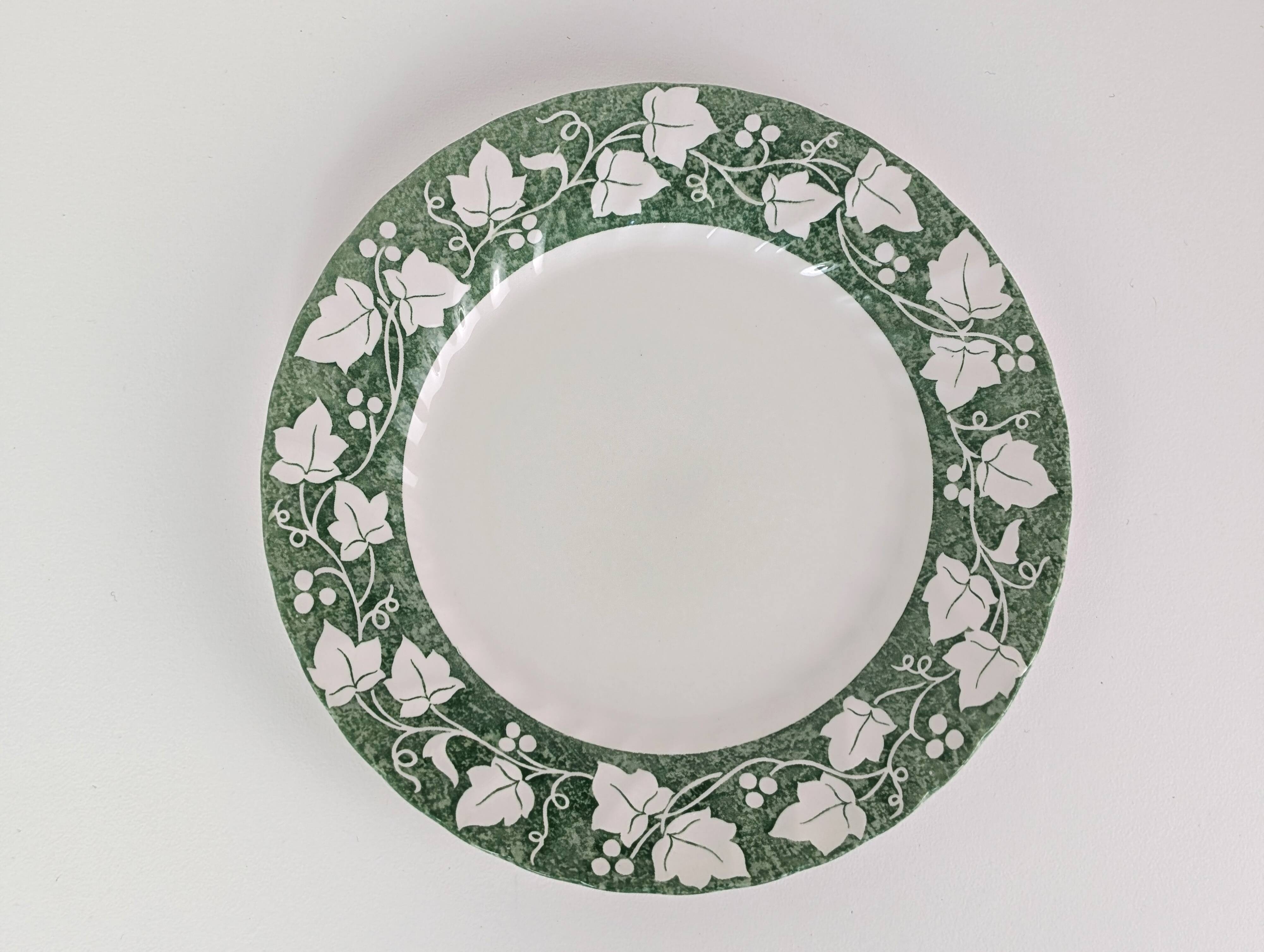 10 assiettes plates anglaises Churchill