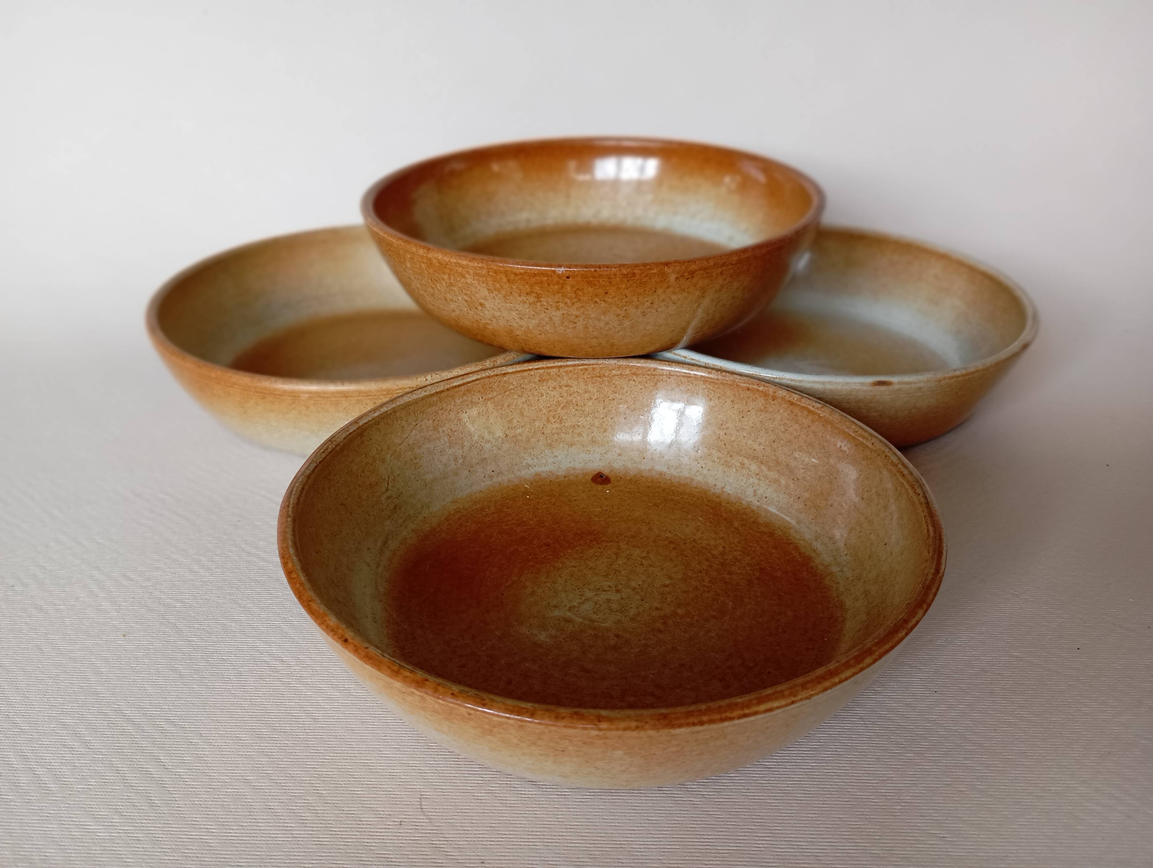 4 Montgolfier stoneware calotte plates