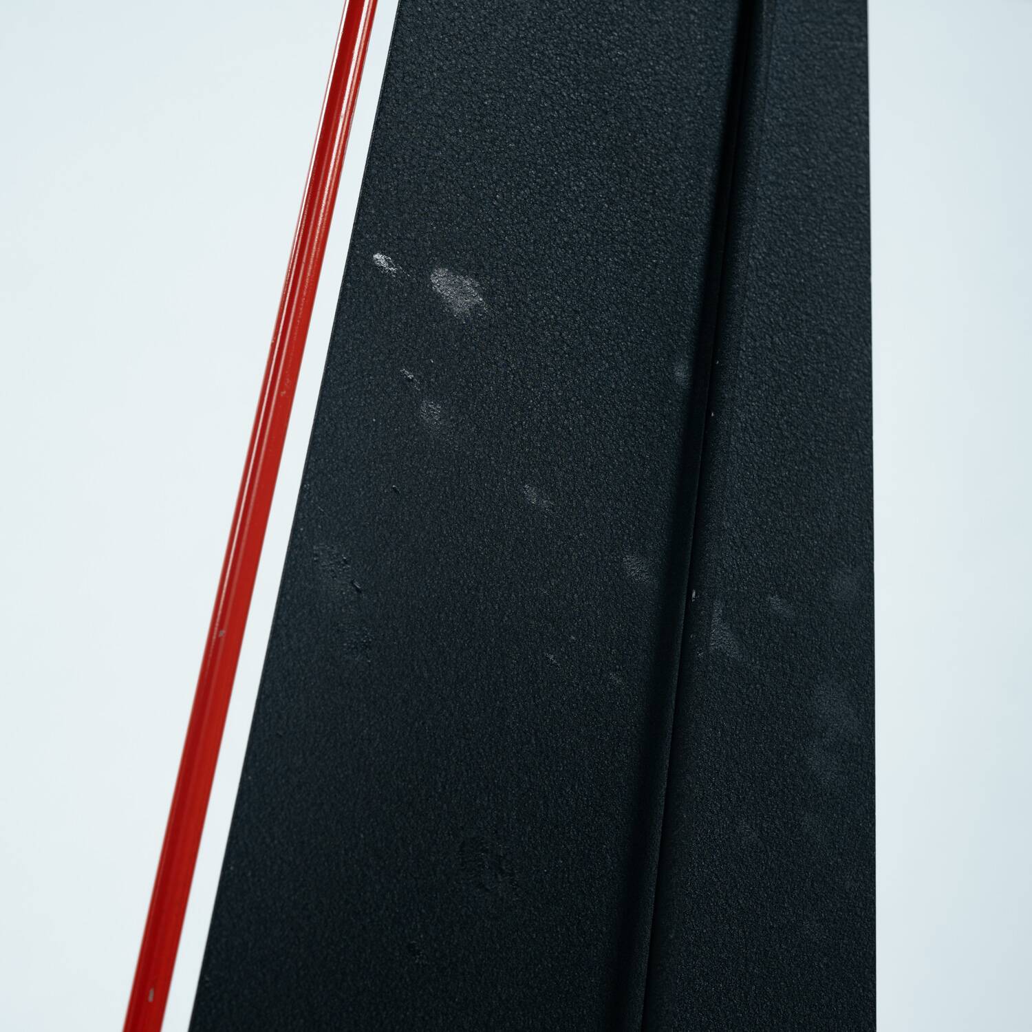 Postmodern memphis style sculptural red black white floor lamp